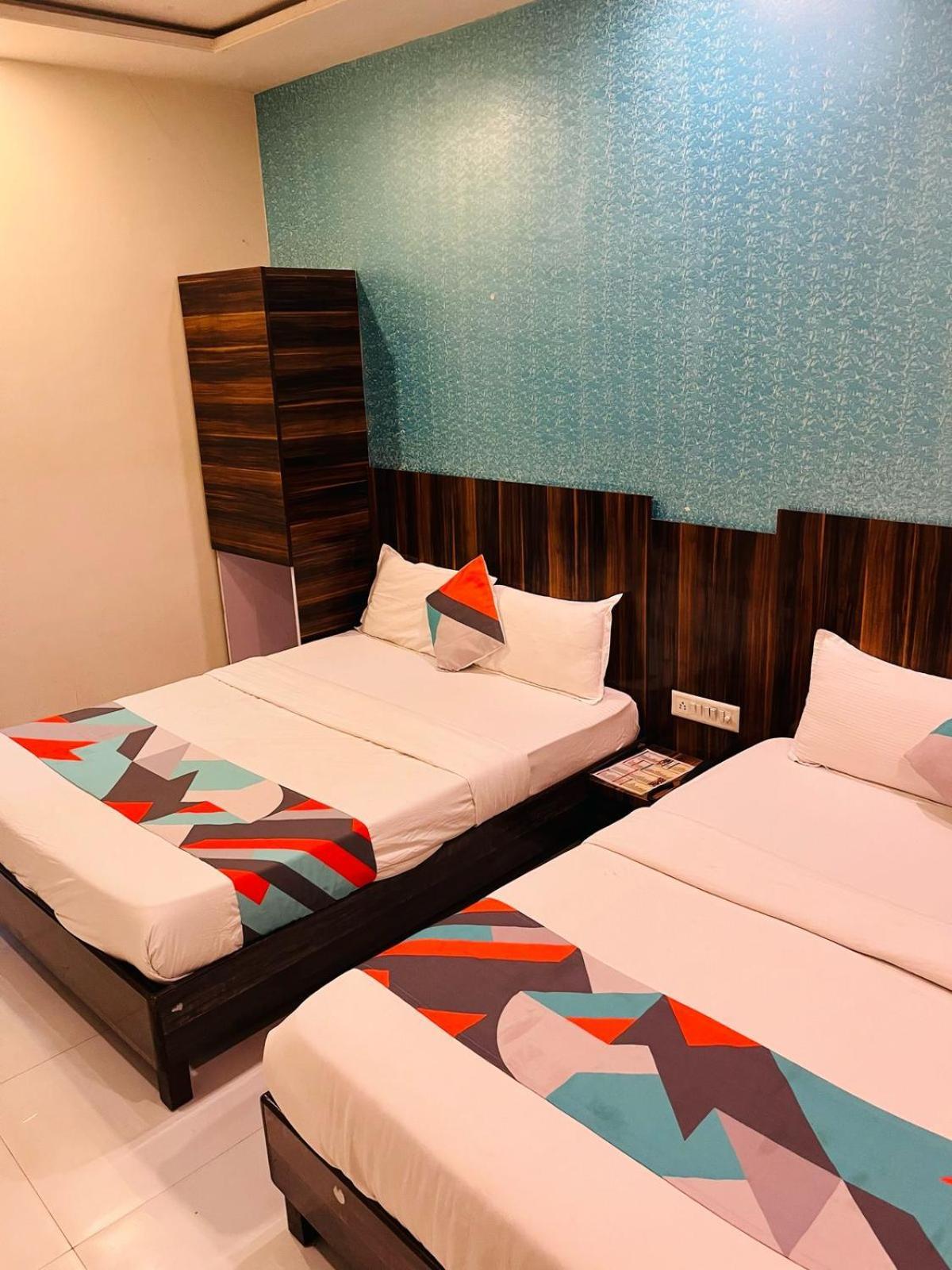 Hotel Garden Palace Mumbai Ngoại thất bức ảnh