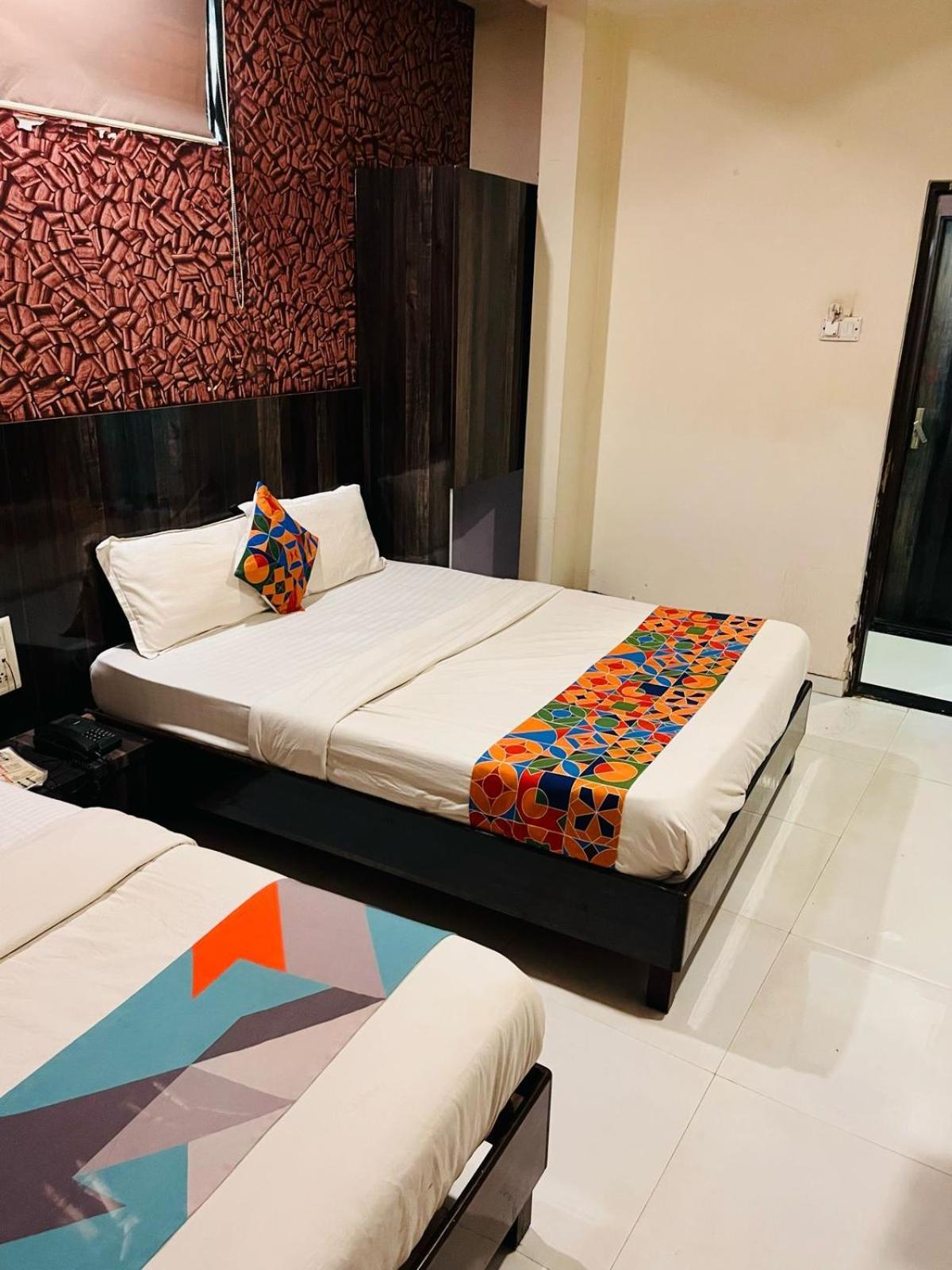 Hotel Garden Palace Mumbai Ngoại thất bức ảnh